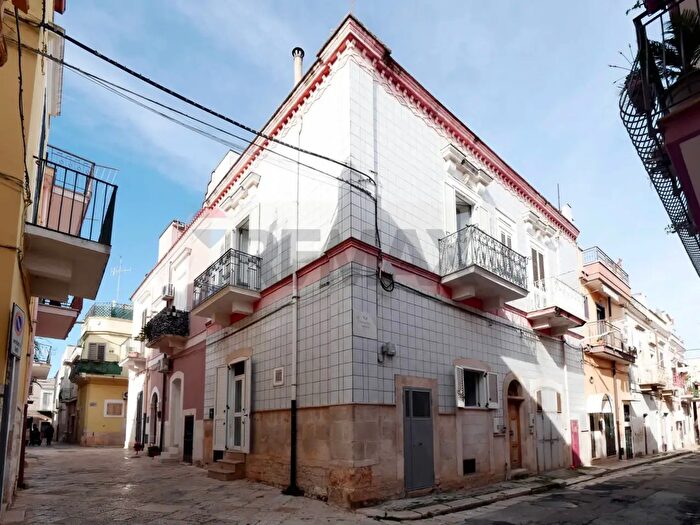 Casa bilocale in vendita in Via Savonarola, Grumo Appula