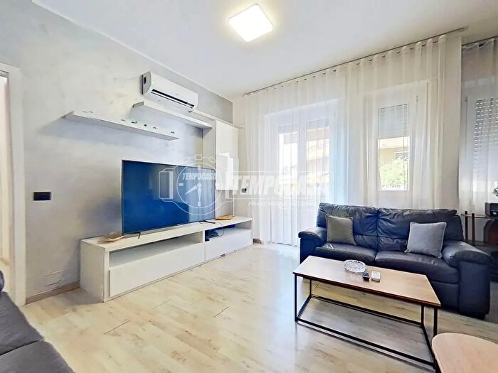 Appartamento trilocale in vendita in Via San Francesco d'Assisi, Legnano