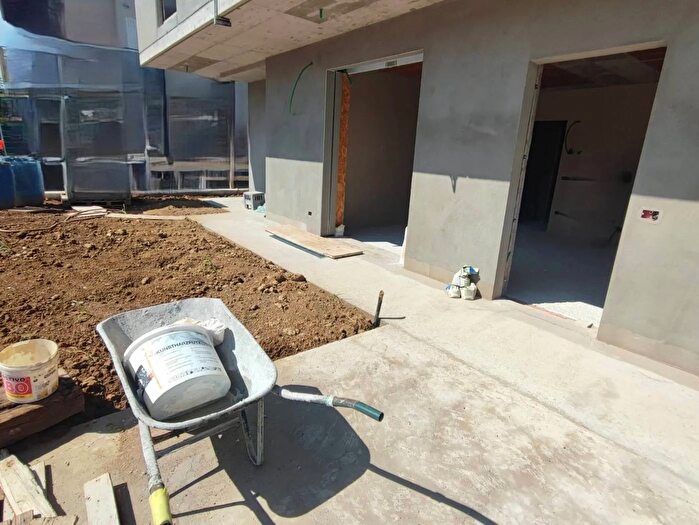 Appartamento quadrilocale in vendita in Via SelvaZandobbio, Zandobbio