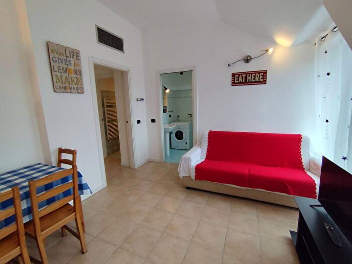 Casa trilocale in affitto in Via Padova, Cimiano, Milano