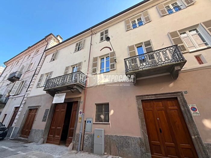 Appartamento con 5 locali in vendita in Via Conte Carmagnola, Carmagnola