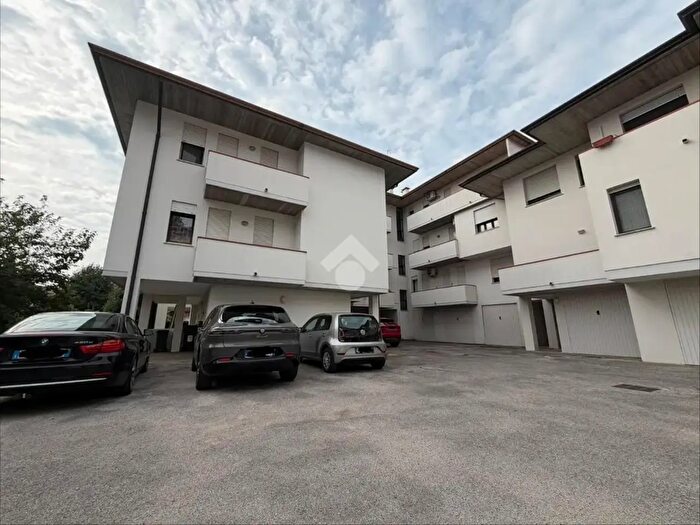 Appartamento bilocale in vendita in Viale Giovanni Amendola, Rovigo