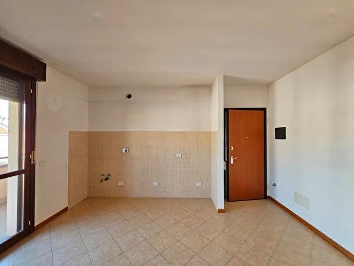 Appartamento bilocale in vendita in Via Luigi Gonzaga a, Guastalla