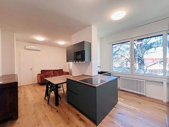 Appartamento trilocale in vendita in Via Sorio, Padova