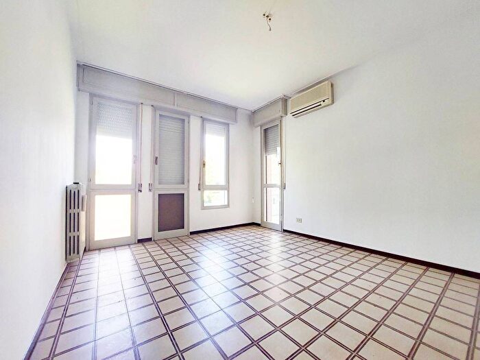 Appartamento quadrilocale in affitto in Centro, Guastalla