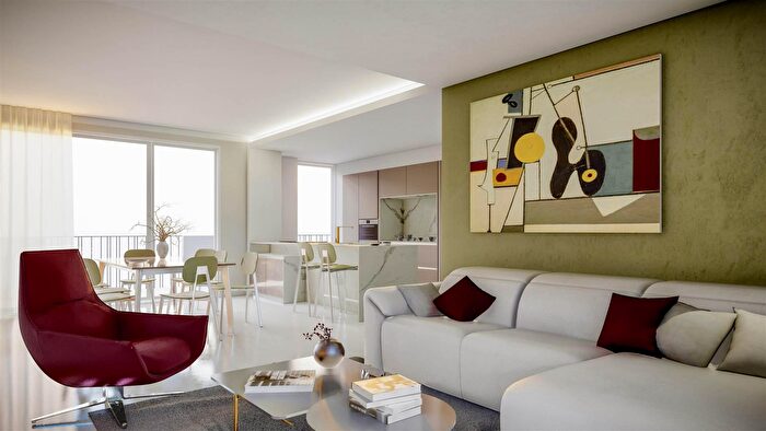 Appartamento con 5 locali in vendita in Ragusa