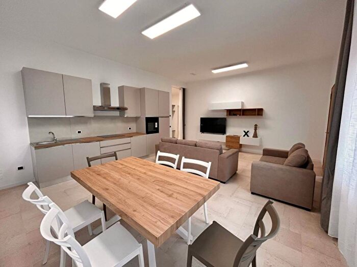 Casa quadrilocale in affitto in Olmo, Martellago