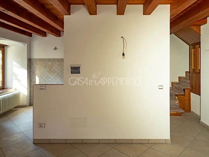 Appartamento con 6 locali in vendita in Fiumalbo