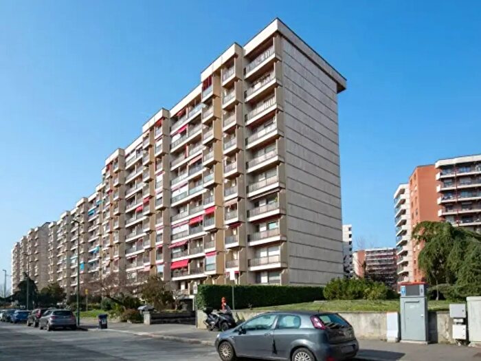 Appartamento con 5 locali in vendita in Via Domenico Gerolamo Induno, Torino