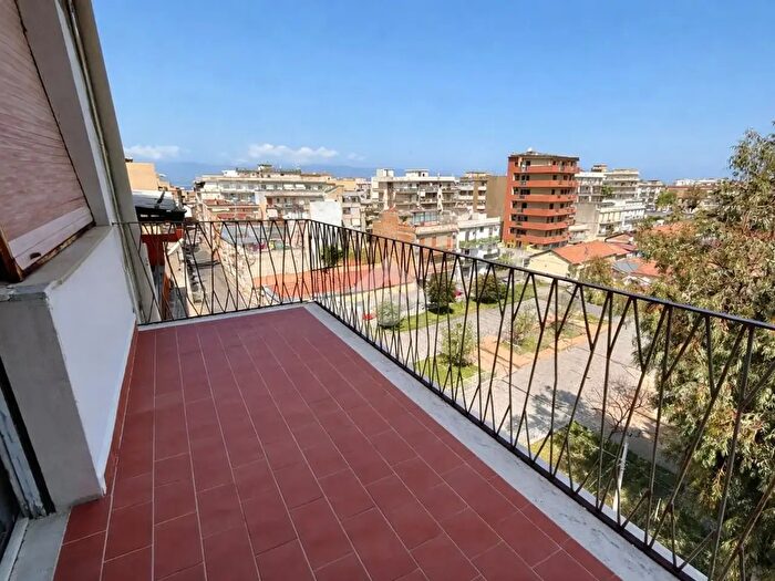 Appartamento quadrilocale in vendita in Via Pio XI, Reggio Calabria