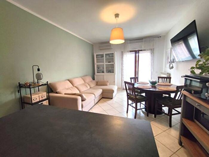 Appartamento trilocale in vendita in Via Renello Gemignani, Pisa