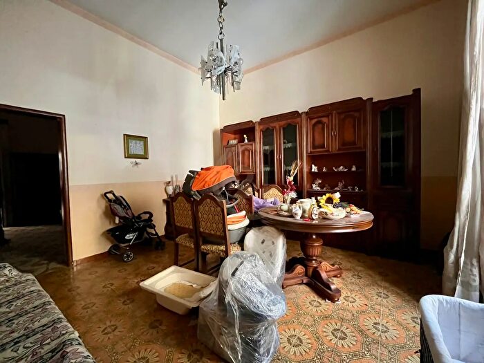 Appartamento trilocale in vendita in Via San Nicolò, Misterbianco
