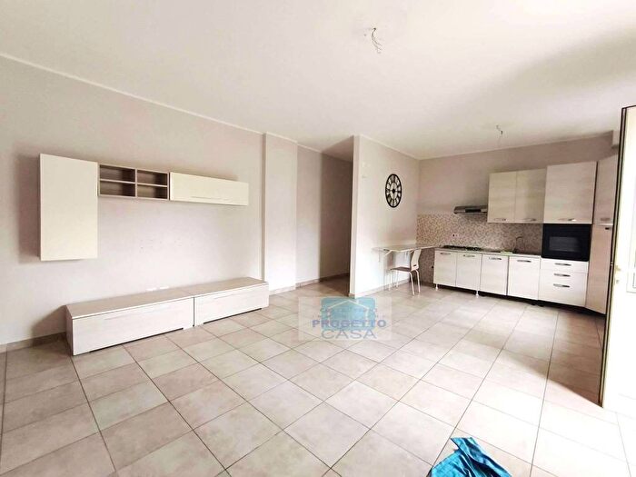 Appartamento trilocale in affitto in VIA ALDO MORO SNC, Somma Vesuviana