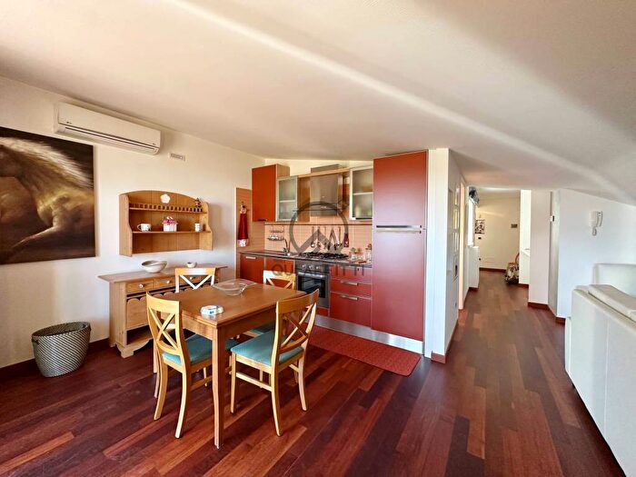 Casa trilocale in affitto in Via Corato, Castel del Monte, Andria