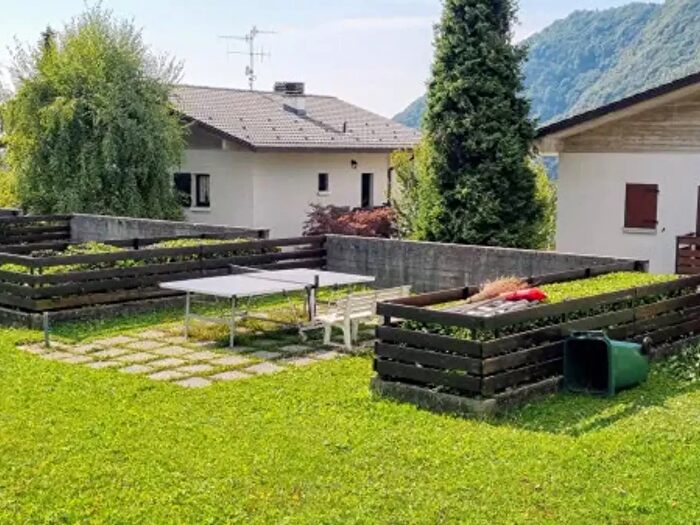 Appartamento con 5 locali in vendita in Via Piano Ama, Aviatico