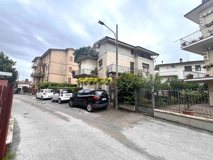 Appartamento quadrilocale in vendita in Via Gagliardotti, Vicenza