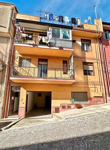 Appartamento con 5 locali in vendita in Bisacquino