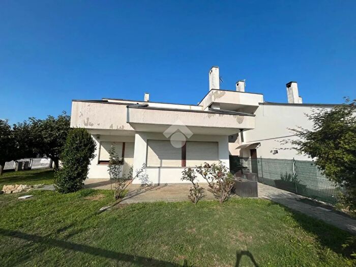 Appartamento quadrilocale in vendita in Viale dei Tigli, Bruino