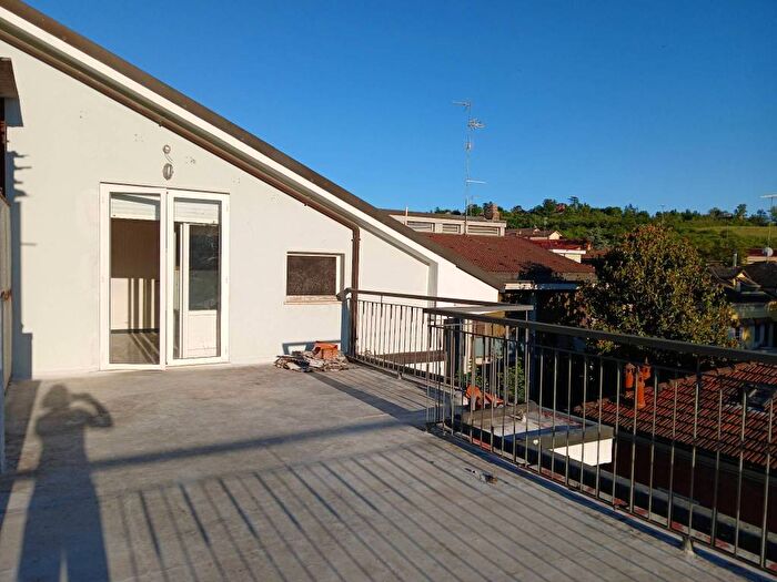 Casa trilocale in affitto in Via Generale Antonio Ferrari, Centro, Tortona