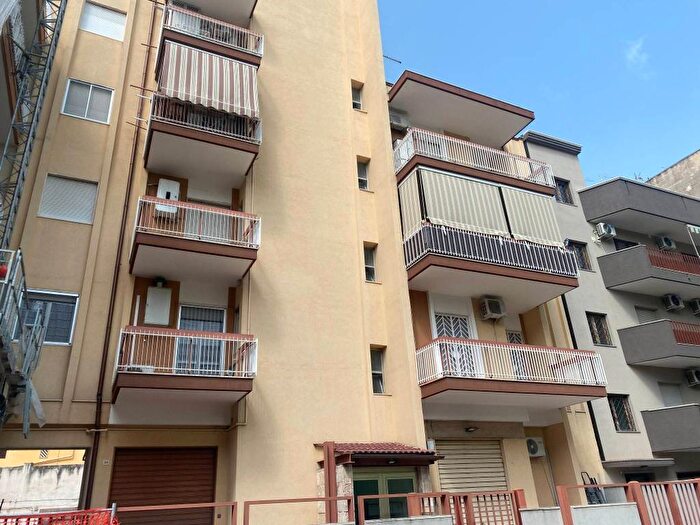 Appartamento trilocale in affitto in Via Pola, Tre Carrare Italia Montegranaro, Taranto