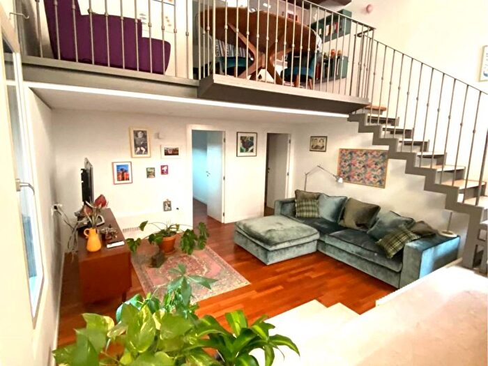 Appartamento quadrilocale in affitto in Via della Paglia, Centro Storico, Ferrara