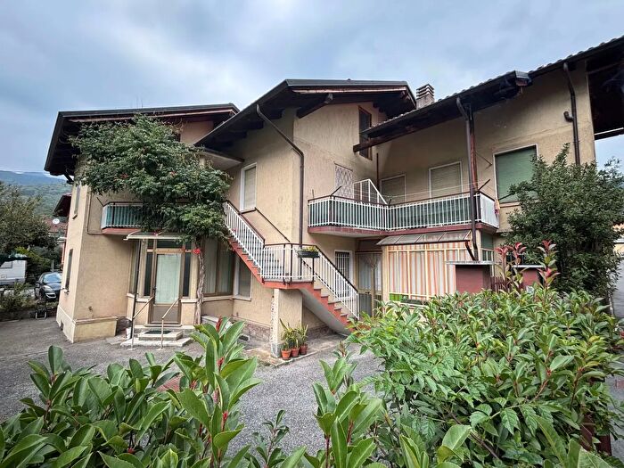 Appartamento con 5 locali in vendita in Via Torino, Pinasca
