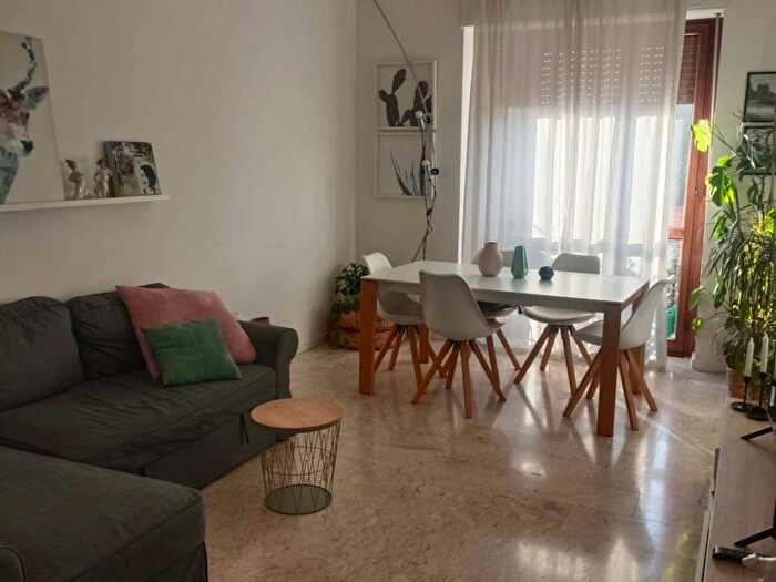 Appartamento bilocale in affitto in Via Rodolfo Carabelli, Martini Insubria, Milano