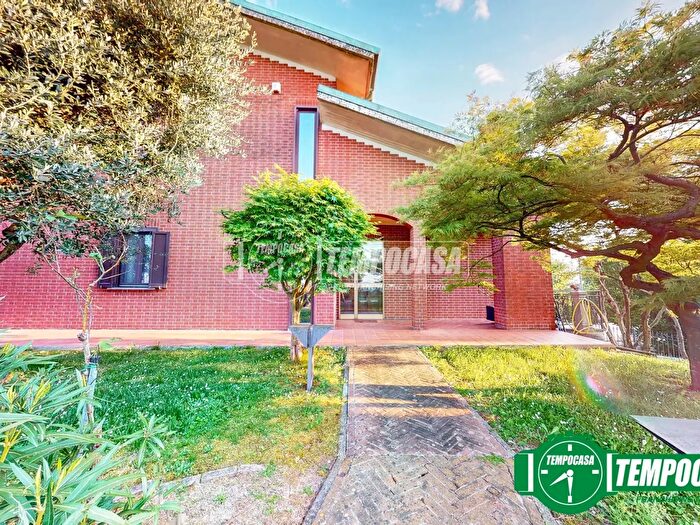 Casa con 6 locali in vendita in Lu e Cuccaro Monferrato