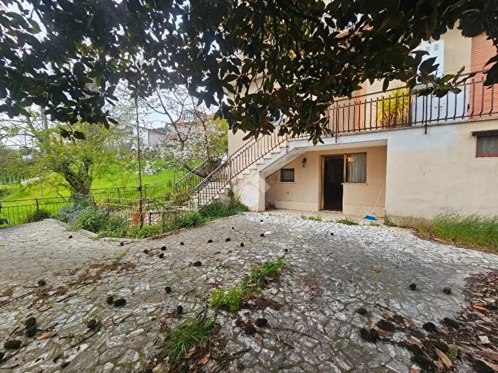 Casa bilocale in vendita in V Giorgio Ambrosoli, Acuto