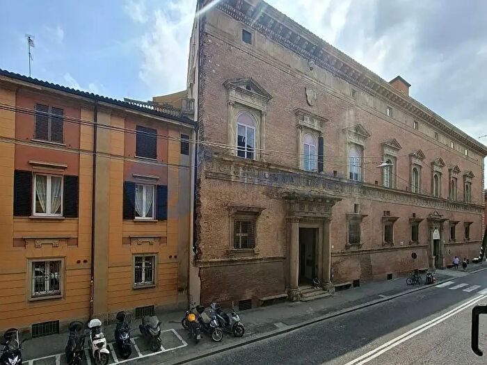 Appartamento trilocale in affitto in Saragozza, Bologna