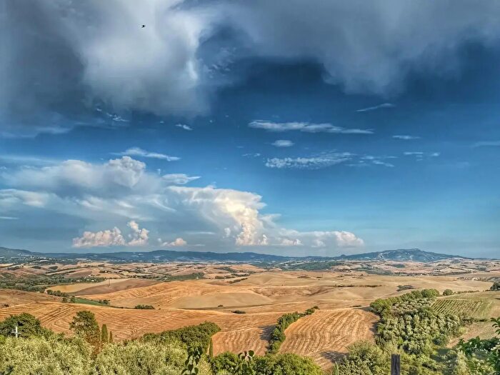 Appartamento quadrilocale in vendita in Lajatico Pi, Lajatico