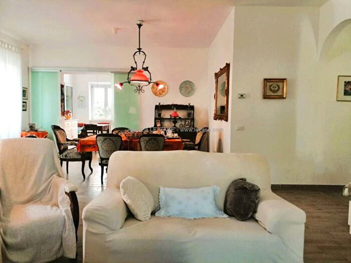 Casa con 5 locali in affitto in Via Giuseppe Spinetti No Number, Centro, Forte dei Marmi