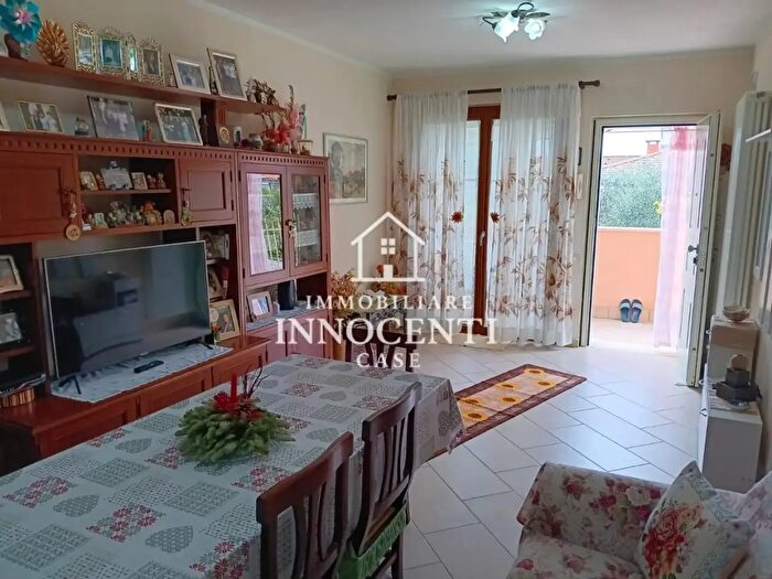 Appartamento quadrilocale in vendita in Massa