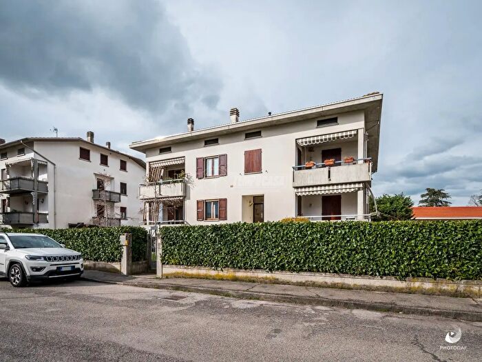 Appartamento quadrilocale in vendita in Via Giuseppe di Vittorio, Fontevivo