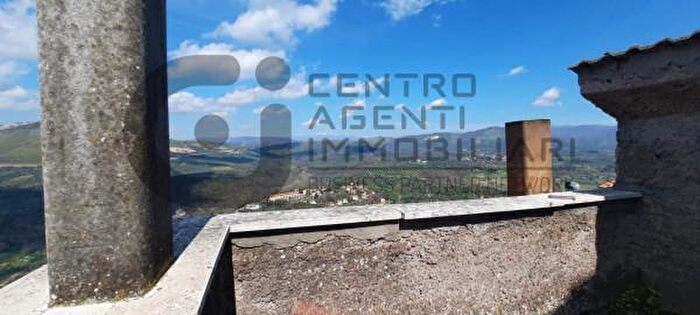 Appartamento trilocale in vendita in Via della Sacrestia, Nerola