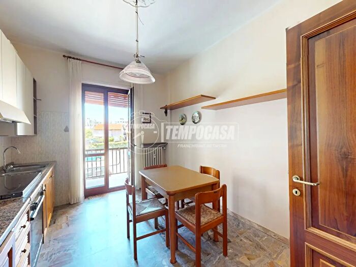 Appartamento quadrilocale in vendita in Alba