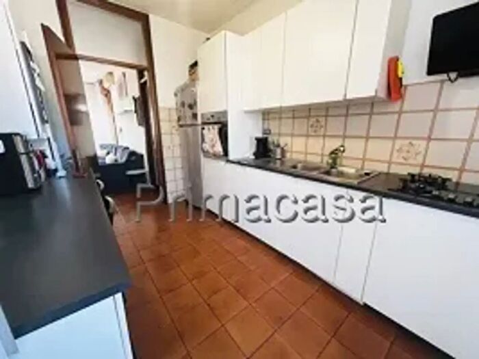 Appartamento con 5 locali in vendita in Carpi