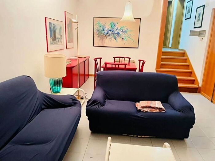 Appartamento quadrilocale in affitto in Castiglione Paese, Castiglione della Pescaia