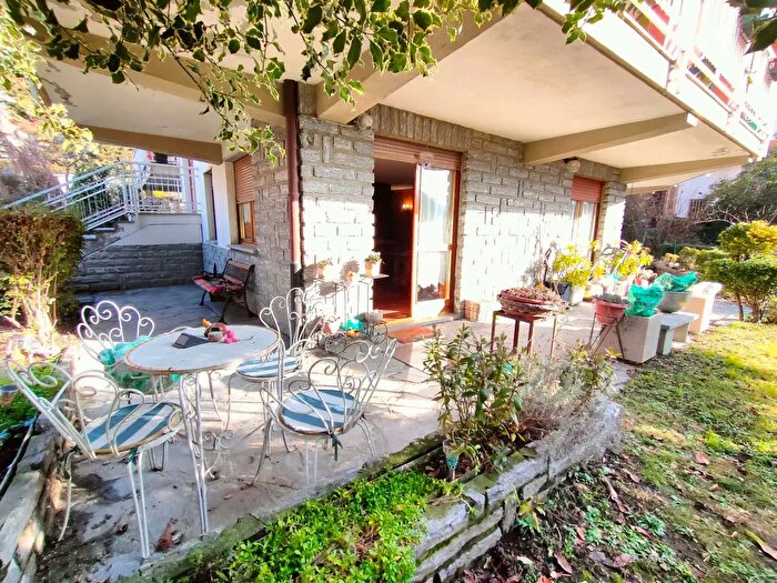 Appartamento bilocale in vendita in Via Cesare Battisti, Saint Vincent