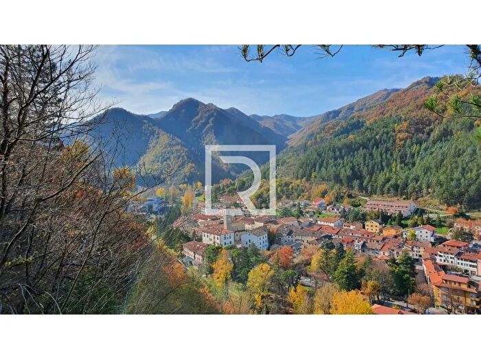 Appartamento trilocale in affitto in Via Circonvallazione Bagno di Romagna, Bagno Di Romagna