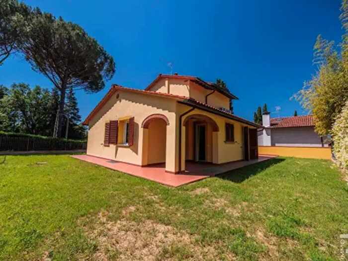 Casa con 6 locali in vendita in Strada Provinciale Alto Valdarno, Reggello