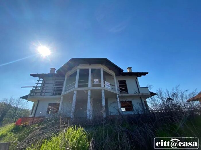 Casa con 5 locali in vendita in San Sebastiano Da Po