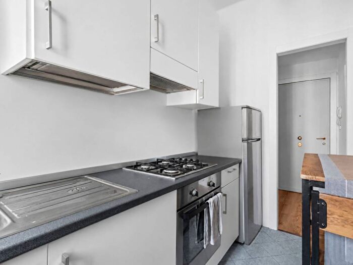 Appartamento bilocale in vendita in Viale Carlo Troya, Piazza Napoli, Milano