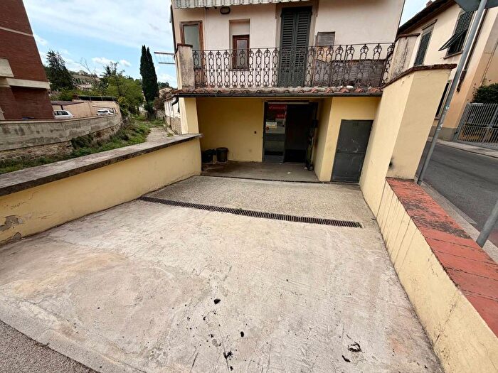 Casa in vendita in Strada Regionale Chiantigiana, Grassina, Bagno a Ripoli