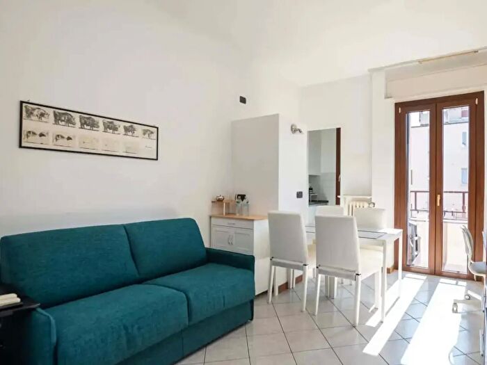Appartamento monolocale in affitto in Via Cadibona, Milano