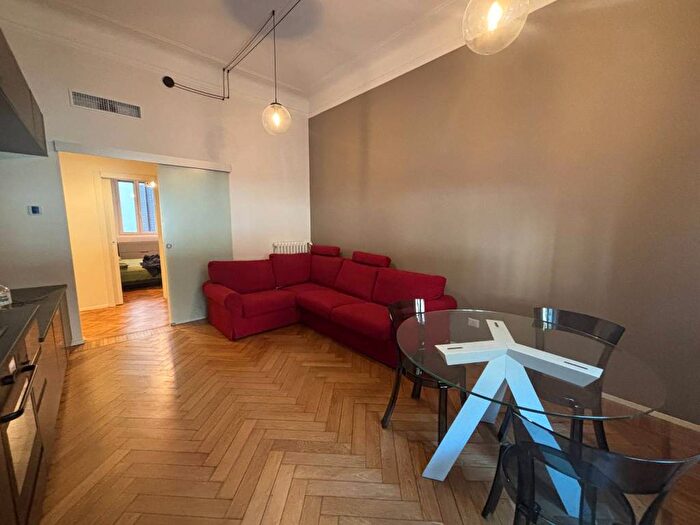 Appartamento trilocale in affitto in Via Tiziano, Pagano, Milano