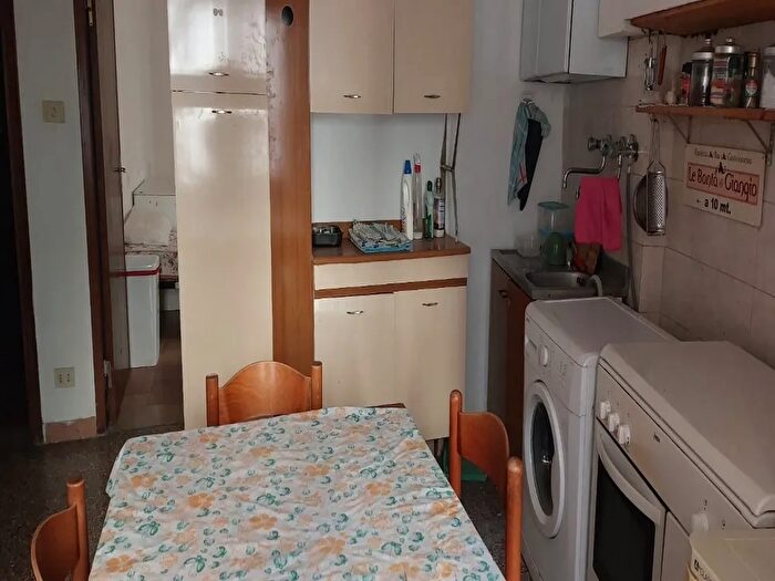 Appartamento trilocale in vendita in Casato di Sopra, Siena