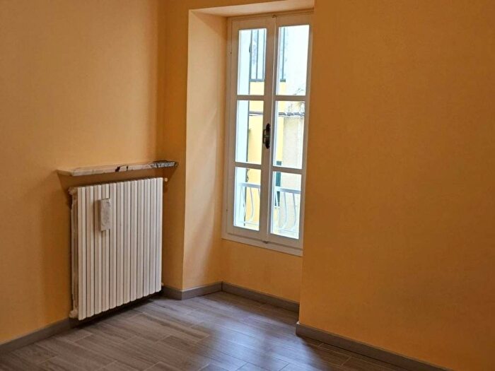 Appartamento trilocale in affitto in Via Isabella Buffa, Foce Semeria, Sanremo