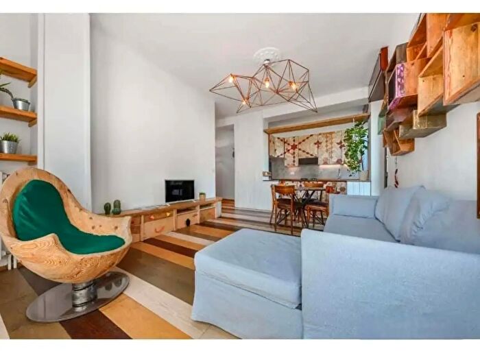 Appartamento monolocale in affitto in Via Veglia, Milano