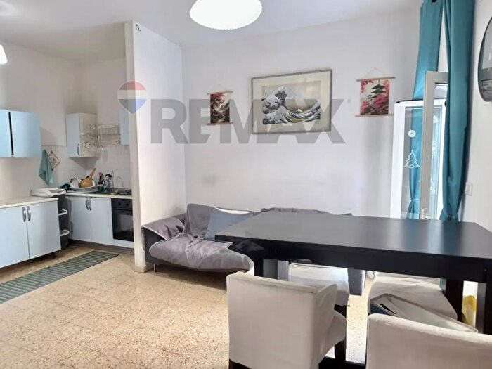 Appartamento quadrilocale in vendita in Via Ridolfi, Empoli